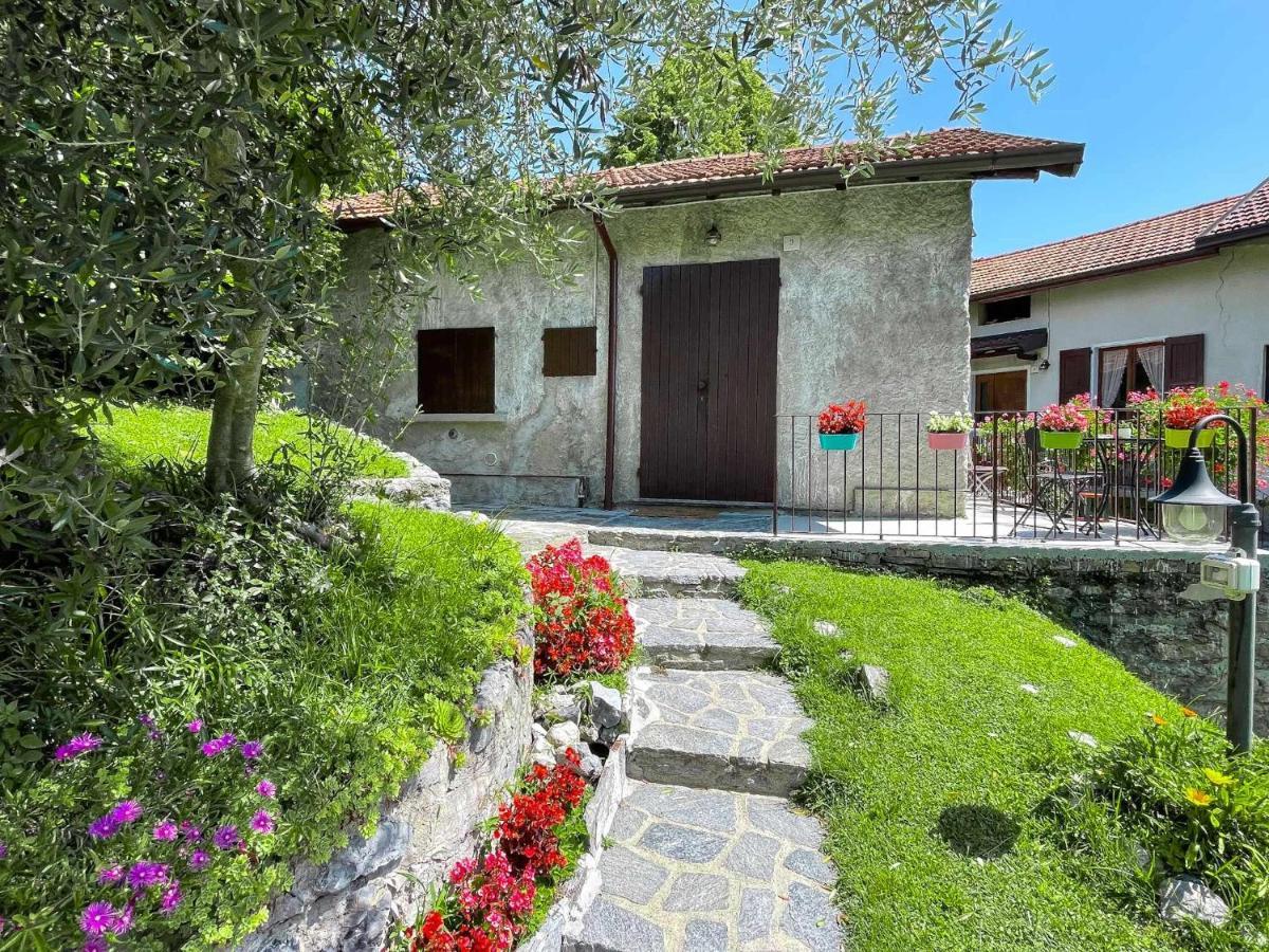 Breva Loft Tra Gli Ulivi Ed Il Lago Белладжо Экстерьер фото
